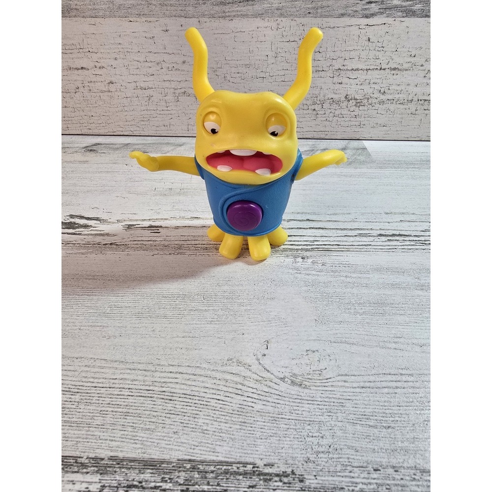 McDonalds 2015‎ DreamWorks Home Oh Boov Yellow Alien Action Figure Toy 4 inch